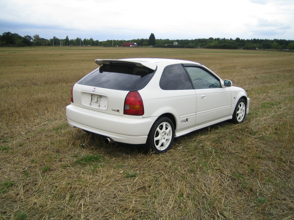 FastJapCars.Com :: SOLD :: 97 Honda Civic EK9 Type R 86k --SOLD--